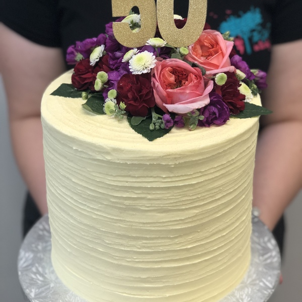 Cream Ribbed with Fresh Flowers and Toppers